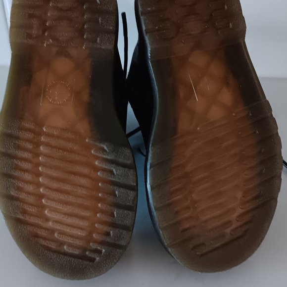 Doc. Martens size 9 - Picture 1 of 3